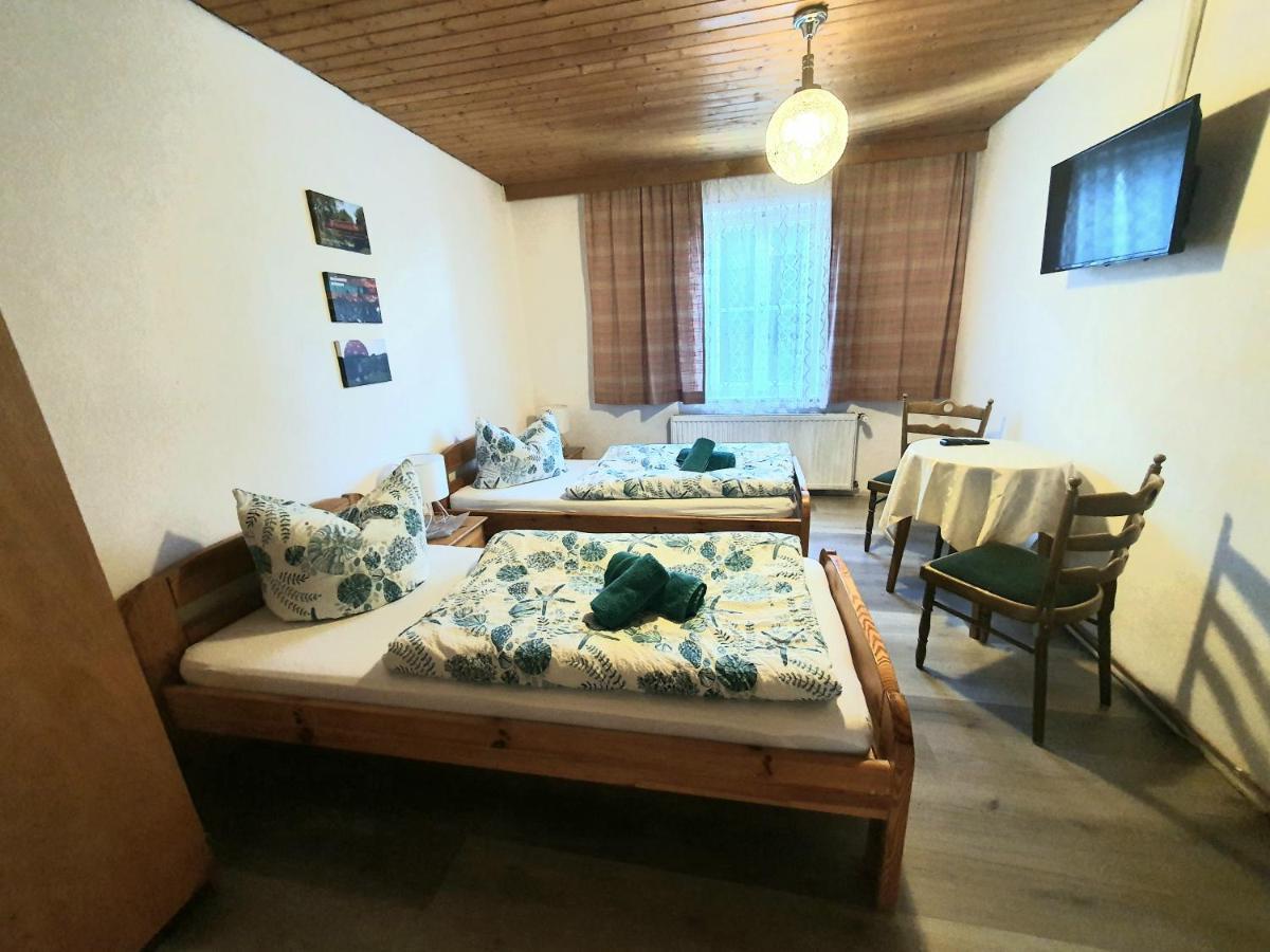 Gaestehaus Weisses Lamm - Monteurzimmer Nordhalben المظهر الخارجي الصورة